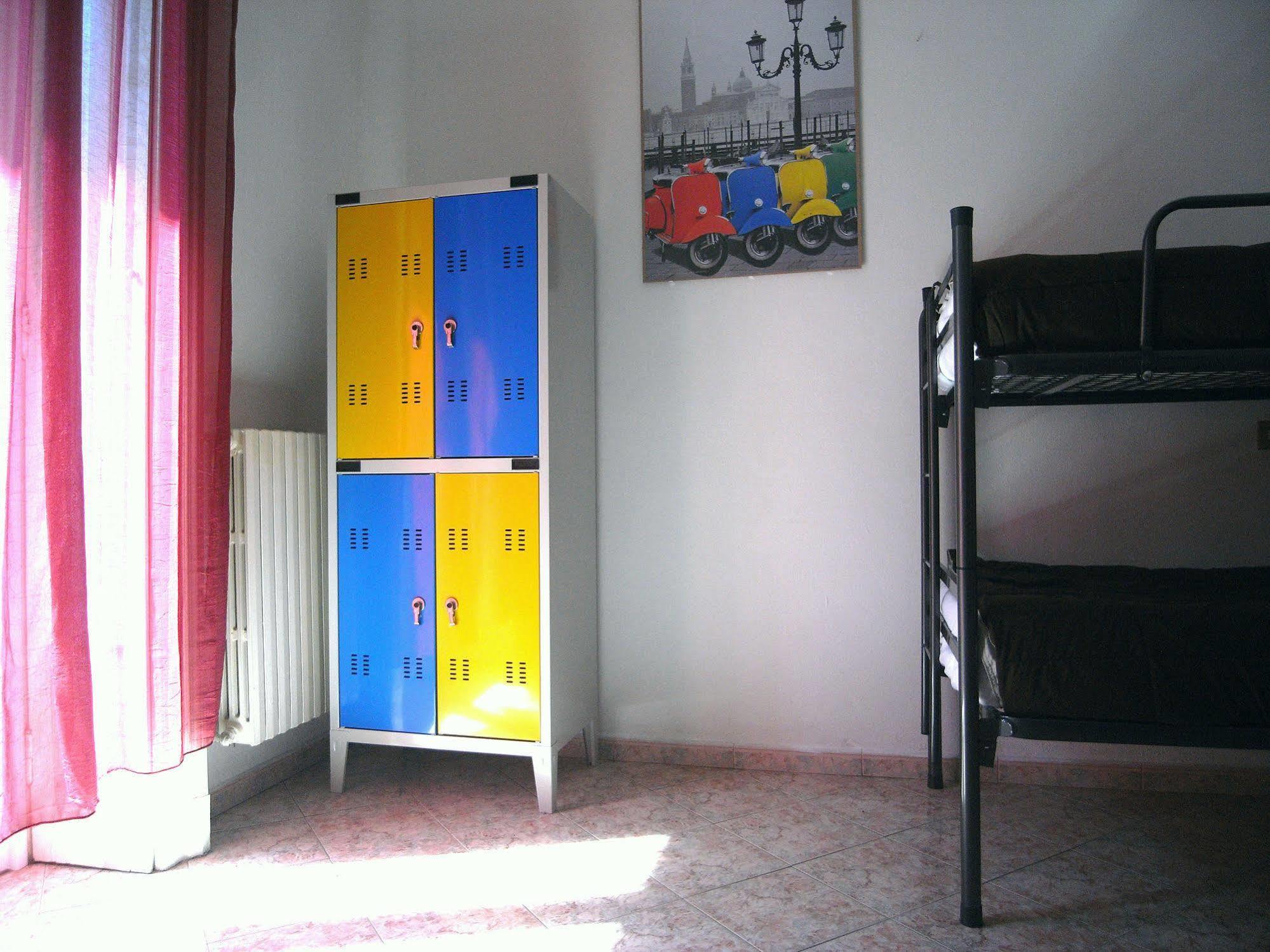 Hostel California Milan Luaran gambar