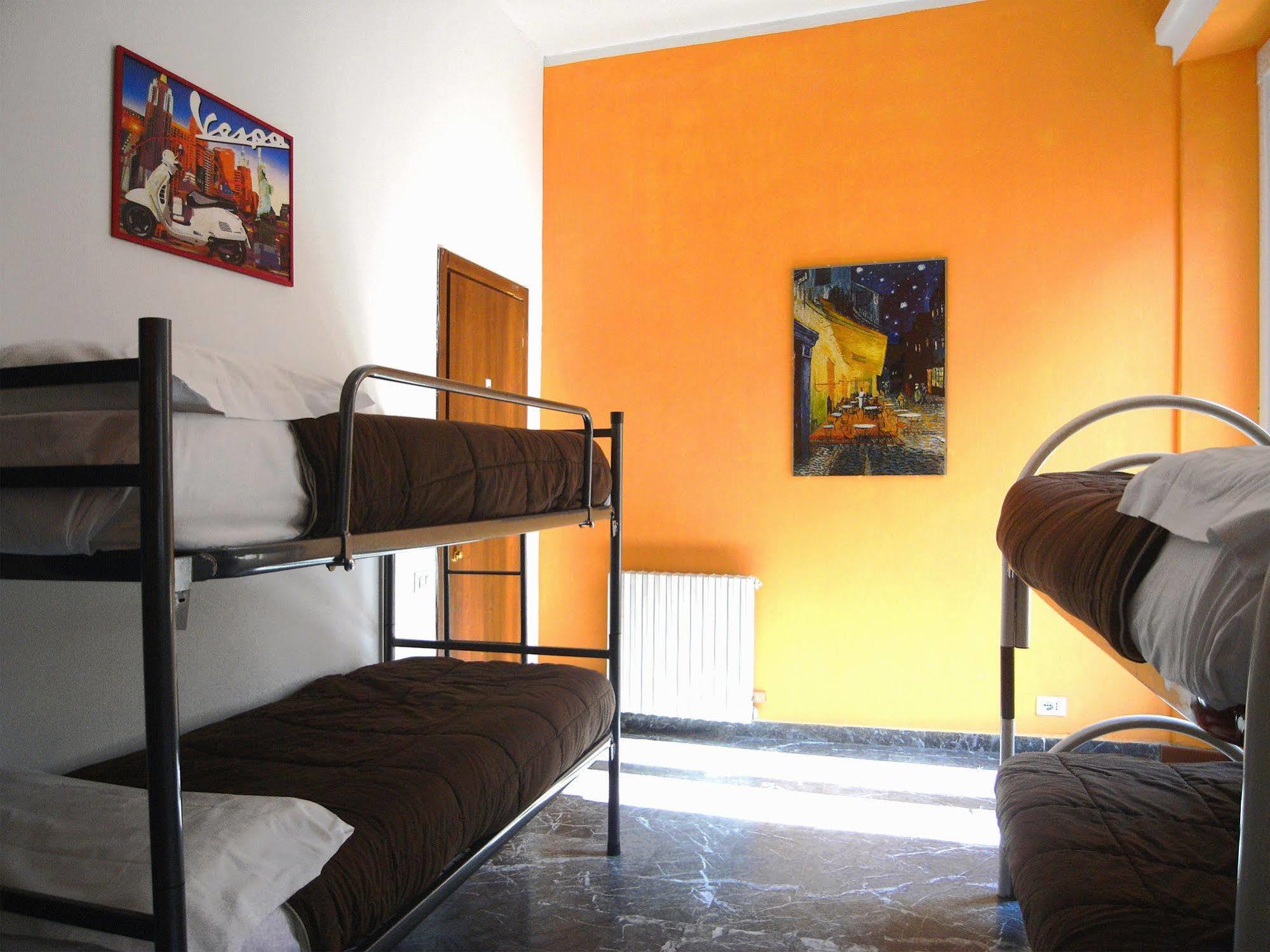 Hostel California Milan Luaran gambar